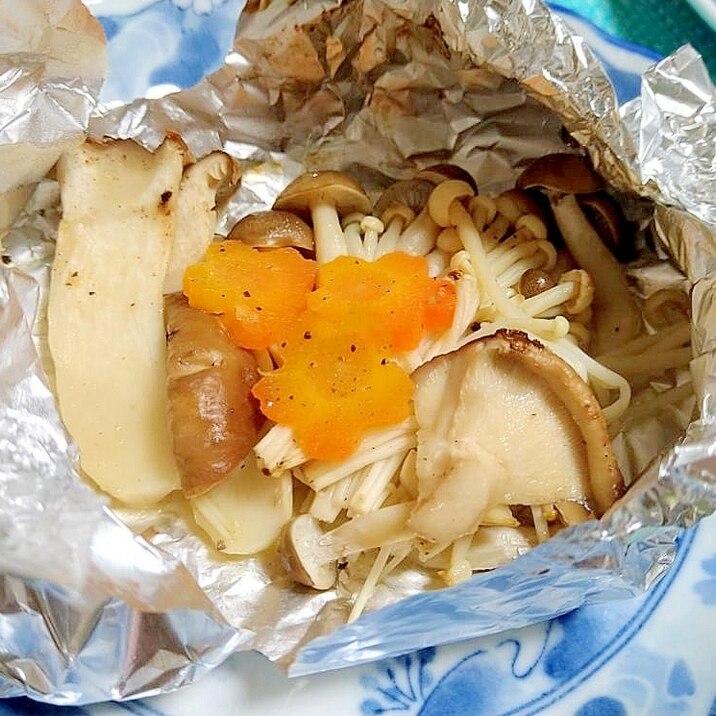 バター香る~きのこのホイル焼き